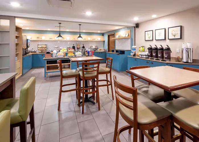 Country & By Radisson, Fargo, Nd Hotel 4*