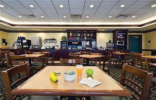 Hotel Country & By Radisson, Fargo, Nd Fargo