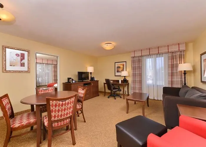 Country & By Radisson, Fargo, Nd Hotel